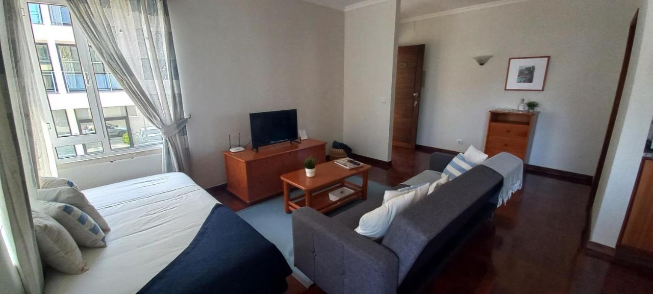 Costa Azul Apartment Порто Мониз Екстериор снимка